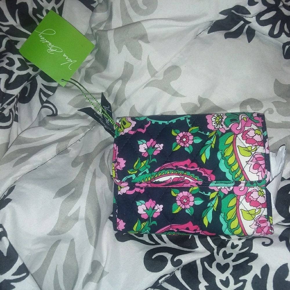 vera bradley wallet